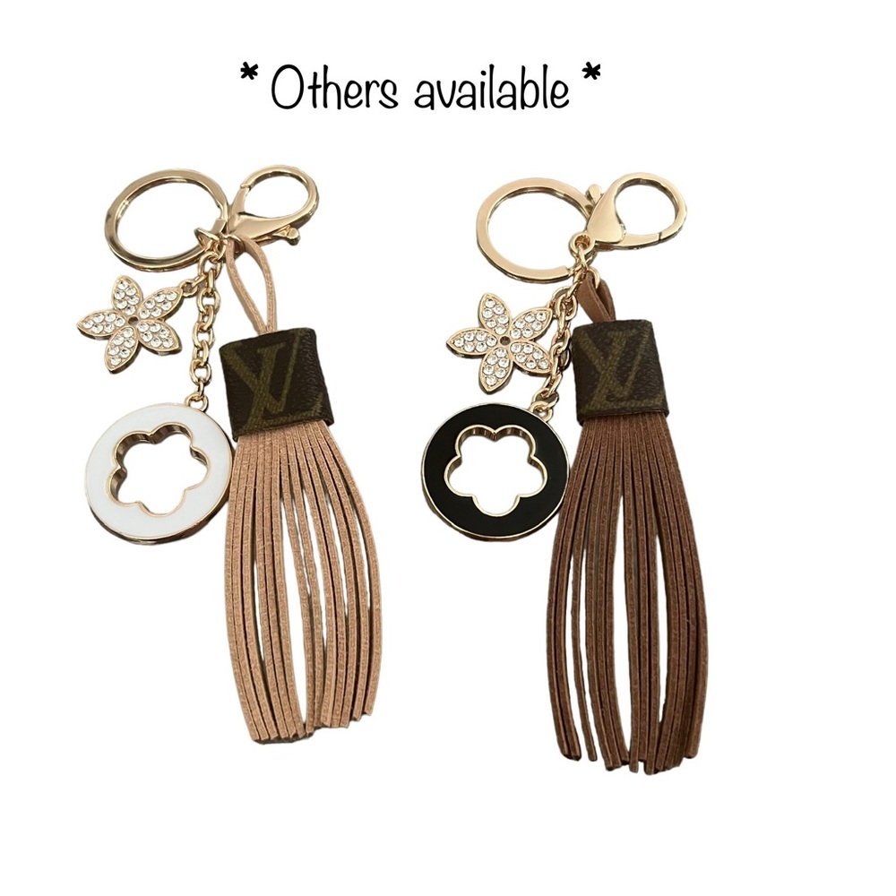 New Handcrafted Tassel Charm Keychain Made With Authentic LV Canvas - Picture 4 of 8